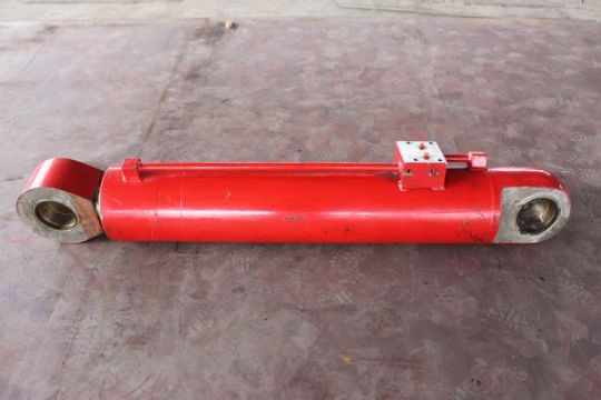 點(diǎn)擊查看詳細(xì)信息<br>標(biāo)題：230截割頭升降油缸 閱讀次數(shù)：1840